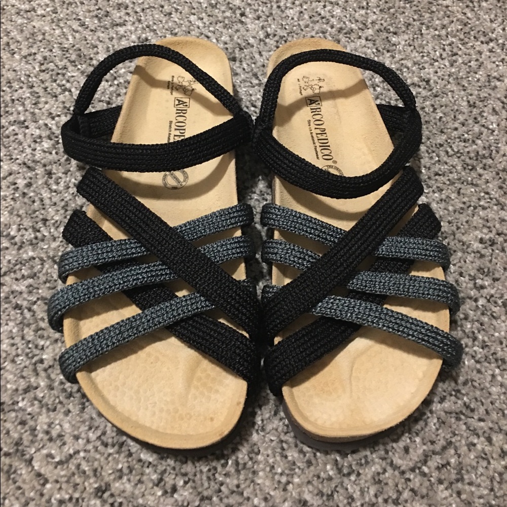 Brand New Arcopedico Flats